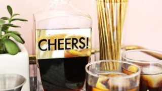 4 πρωτότυπες ιδέες για καλοκαιρινά πάρτι
: Πώς να διασκεδάσεις την πιο ωραία περίοδο του χρόνου;