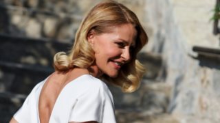 Τζένη Μπαλατσινού : Οι λεπτομέρειες του νυφικού της look