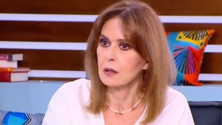 Κάτια Δανδουλάκη: "Δεν μπορώ να καταραστώ - Εύχομαι με όλη μου την ψυχή ο Πέτρος Φιλιππίδης να βρει τον εαυτό του"