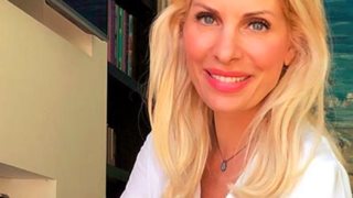 Ελένη Μενεγάκη: Ανάσταση στην Κρήτη! Τα εντυπωσιακά στιγμιότυπα (Φωτογραφίες &amp; video)