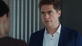 Μία νύχτα μόνο | Η Κατερίνη στήνει παγίδα &amp; διαλύει τη σχέση του Οδυσσέα και της Αρετής!