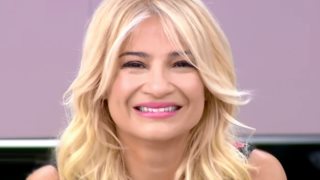 Αυλαία για το &quot;Πρωινό&quot; | Με δάκρυα στα μάτια η Φαίη Σκορδά αποχαιρέτησε την πρωινή ζώνη του ΑΝΤ1 μετά από 9 χρόνια: &quot;Εγώ θέλω να συνεχίσω να σας φτιάχνω τη διάθεση. Αυτό μόνο&quot;