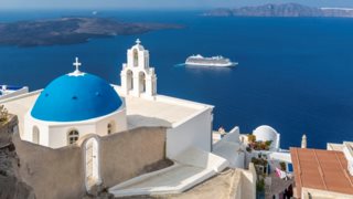 Ο διεθνής Τύπος εκθειάζει την Ελλάδα: Η πρώτη χώρα που πρέπει να επισκεφθούμε μετά τον κορονοϊό
