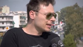 Νίκος Μίχας: Η σπάνια τηλεοπτική εμφάνιση &amp; οι πρώτες δηλώσεις για την κόρη του