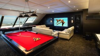 Συμβουλές και tips για να αναβαθμίσεις την «σπηλιά» σου
: Δύο masters του interior design ξέρουν πώς θα διακοσμήσεις το σπίτι σου με στυλ.
