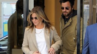 Hollywood Report
: Η καθημερινότητα των σταρ σε φωτογραφίες
