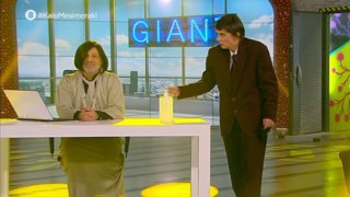 Video Of The Day: Μουτσινάς και Βάνια σε ένα απολαυστικό σκετς ως Βίρνα και Γιάγκος Δράκος!