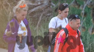 Τάμτα &amp; Πάρις Κασιδόκωστας: Χαλαρές στιγμές στη Βουλιαγμένη με την κόρη της! Όλες οι φωτογραφίες