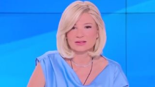 Αντέδρασε η Φαίη Σκορδά: &quot;Είσαι άδικος! - Εσύ κάνεις δουλειές χωρίς να πληρώνεσαι;&quot;