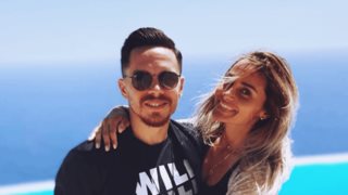 Βασιλική Μιλλούση: Μας δείχνει το σώμα της με μαγιό στον πέμπτο μήνα της εγκυμοσύνης της!
