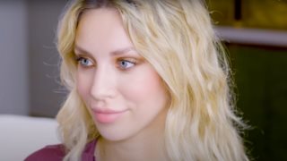 Γαρυφαλλιά Καληφώνη: Η Βίκυ Καγιά είχε εκνευριστεί λίγο παραπάνω. Είχε πει ότι &quot;Θα βγεις και δε θα δουλέψεις&quot;