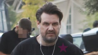 Πάνος Κιάμος: Στο γήπεδο με τον γιο του! Όλες οι φωτογραφίες