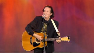 Σπίτι με το Mega | Η Ρούλα Κορομηλά υποδέχεται τον Πασχάλη! Όσα θα δούμε το βράδυ του Σαββάτου