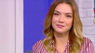 Εύα Τσιμιτσέλη | Η matchy matchy εμφάνιση με τη μητέρα της, Βάσω Λασκαράκη στις διακοπές τους