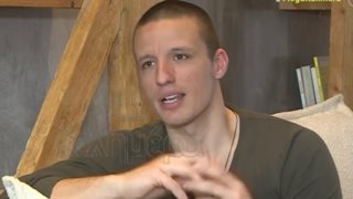 Νίκος Πολίτης | Ο αδερφός του Κώστα Μαρτάκη αποκαλύπτεται: &quot;Υπήρχε ανταγωνισμός μεταξύ μας, θέλαμε και οι 2 την προσοχή των γονιών μας. Στην εφηβεία ο γόης ήταν ο Κώστας, όχι εγώ&quot;