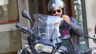 Λεωνίδας Κουτσόπουλος: Σε καθημερινές στιγμές στο Κολωνάκι