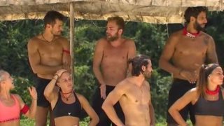 Survivor | Ένταση στη κόκκινη ομάδα - Διακόπηκε ο αγώνας ασυλίας