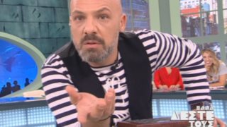 Νίκος Μουτσινάς: Η «Χρυσή Τηλεόραση» επέστρεψε: Δείτε το ξεκαρδιστικό απόσπασμα της πρεμιέρας!