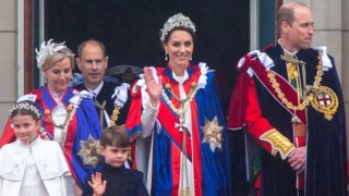 Οι εξοχικές επαύλεις που περνούν τα καλοκαίρια τους οι βασιλικές οικογένειες της Ευρώπης