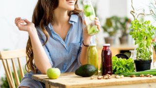 3 τρόποι για να αποτοξινώσεις το σώμα σου χωρίς κόπο
: Απλές και πρακτικές συνήθειες για να ενσωματώσεις στην καθημερινότητά σου
