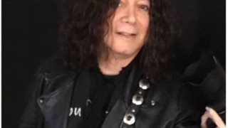 Νεκρός ένας εκ των δημιουργών του «I Love Rock ‘N’ Roll» από κορονοϊό: Στα 69 του χρόνια