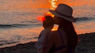 Η Δανάη Μιχαλάκη στις πιο τρυφερές φωτογραφίες με την κόρη της