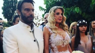 Στράτος Τζώρτζογλου &amp; Σοφία Μαριόλα: Οι πρώτες φωτογραφίες από τον γάμο τους στην Κρήτη!