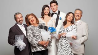 Συμπέθεροι απ&#39; τα Τίρανα | Η Πένυ μαθαίνει ότι ο Μπουκουράν είναι ο πατέρας του Άλφρεντ! Όλα όσα θα δούμε απόψε