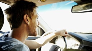 Έξι μύθοι για την οδήγηση που πρέπει να καταρρίψεις
: Ένας οδηγός που θα σε βελτιώσει ως οδηγό
