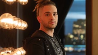 iLLEOo : Ο πιο γοητευτικός ράπερ της γενιάς του στην πρώτη μεγάλη συνέντευξή του