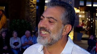 Κούλλης Νικολάου: Οι αποκαλύψεις για τις «8 Λέξεις» και το κανάλι που θα μεταδώσει τη σειρά