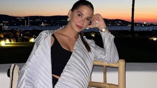 Αλεξάνδρα Κωστοπούλου | Η βραδινή βόλτα στα λατομεία της Πεντέλης - Οι αναρτήσεις με το φεγγάρι