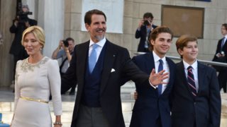 Πάσχα 2025 | Τα ελληνικά έθιμα που θα τηρήσουν ο Παύλος Ντε Γκρες και η Marie Chantal στα Hamptons