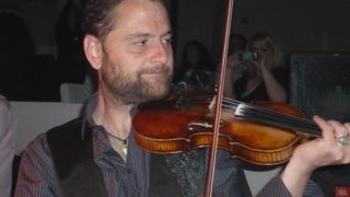 Λευτέρης Βαζαίος: «Γιατί να πάω στο Survivor; Να τρέχω μες τον δρόμο σαν τον Αλβανό;»