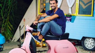 Στέλιος Χανταμπάκης: Το τέλος των γυρισμάτων: Μέχρι πότε θα προβάλλεται η εκπομπή του Santo Stelio;