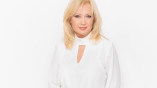 Αγγελική Νικολoύλη | Το πρώτο μήνυμα προς τους τηλεθεατές λίγο πριν την κυκλοφορία του trailer του &quot;Φως στο τούνελ&quot;