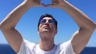 Σάκης Ρουβάς: Στην τελική ευθεία για τη μεγάλη συναυλία στη Μύκονο