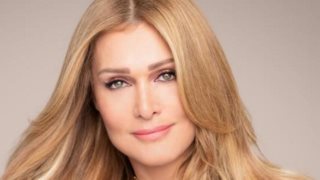 &quot;Τι να κάνει η Θεοδωρίδου να κάτσει σπίτι; Από όσο ξέρω όλοι έχουν κάνει αίτηση να τραγουδήσουν στο &quot;Παλλάς&quot; και μάλλον θα πάνε και όλοι!&quot;