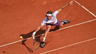 Ισοπεδωτικός ο Στέφανος Τσιτσιπάς &amp; ξανά στους "4" του Roland Garros