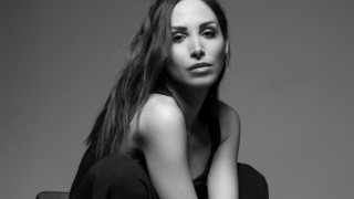 &quot;Όλα Στον Αέρα&quot; με τη Λένα Ζευγαρά | Νέο τραγούδι από το πολυαναμενόμενο πρώτο της άλπουμ