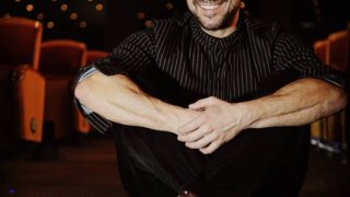 Αλέξης Γεωργούλης: Τρολάρει το «Είσαι το ταίρι μου», 18 χρόνια μετά &amp; η Σταυροπούλου αντιδρά επικά | Δείτε το video!