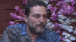 Γιώργος Καραμίχος: Κάποιοι φίλοι μου δε μου ξαναμίλησαν επειδή έπαιξα στο &quot;Καφέ της Χαράς&quot;