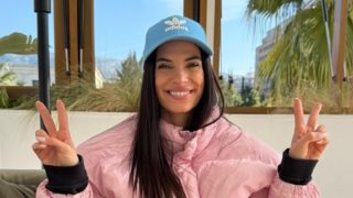 Χριστίνα Μπόμπα | Με casual mocha mousse σύνολο σε απόδραση στο Μαρακές