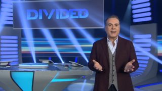 Φώτης Σεργουλόπουλος: Πρεμιέρα για το DIVIDED στον Alpha! Δείτε πώς ξεκίνησε