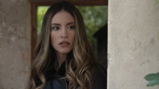 Έλα Στη Θέση Μου
: Νέες εξελίξεις: Ο Βλάσης και η Μίκα ετοιμάζουν νέες συνεργασίες όμως μια δυσάρεστη έκπληξη τα ανατρέπει όλα!