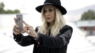 Showbiz Report: Στιγμές από την καθημερινότητα των επωνύμων