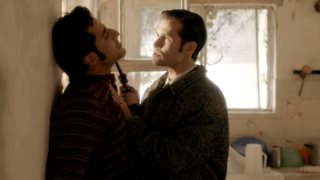 Άγριες Μέλισσες | Ο Λάμπρος παίρνει τον νόμο στα χέρια του &amp; μια νέα άφιξη έρχεται να ταράξει τα νερά στο Διαφάνι