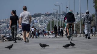 Κορονοϊός: Δεκαπενταύγουστος με 1.888 νέα κρούσματα, 17 θανάτους και 241 διασωληνωμένους