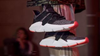 Αυτό είναι το νέο αγαπημένο sneakers των stars!
: Μάθε τα πάντα για το adidas Prophere, το νέο αγαπημένο παπούτσι των sneakerheads!