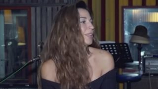 Κατερίνα Παπουτσάκη: "Πάντα έλεγα "όχι" γιατί φοβόμουν να αντιμετωπίσω τις αρνητικές κριτικές. Το τι γράφανε τότε..."